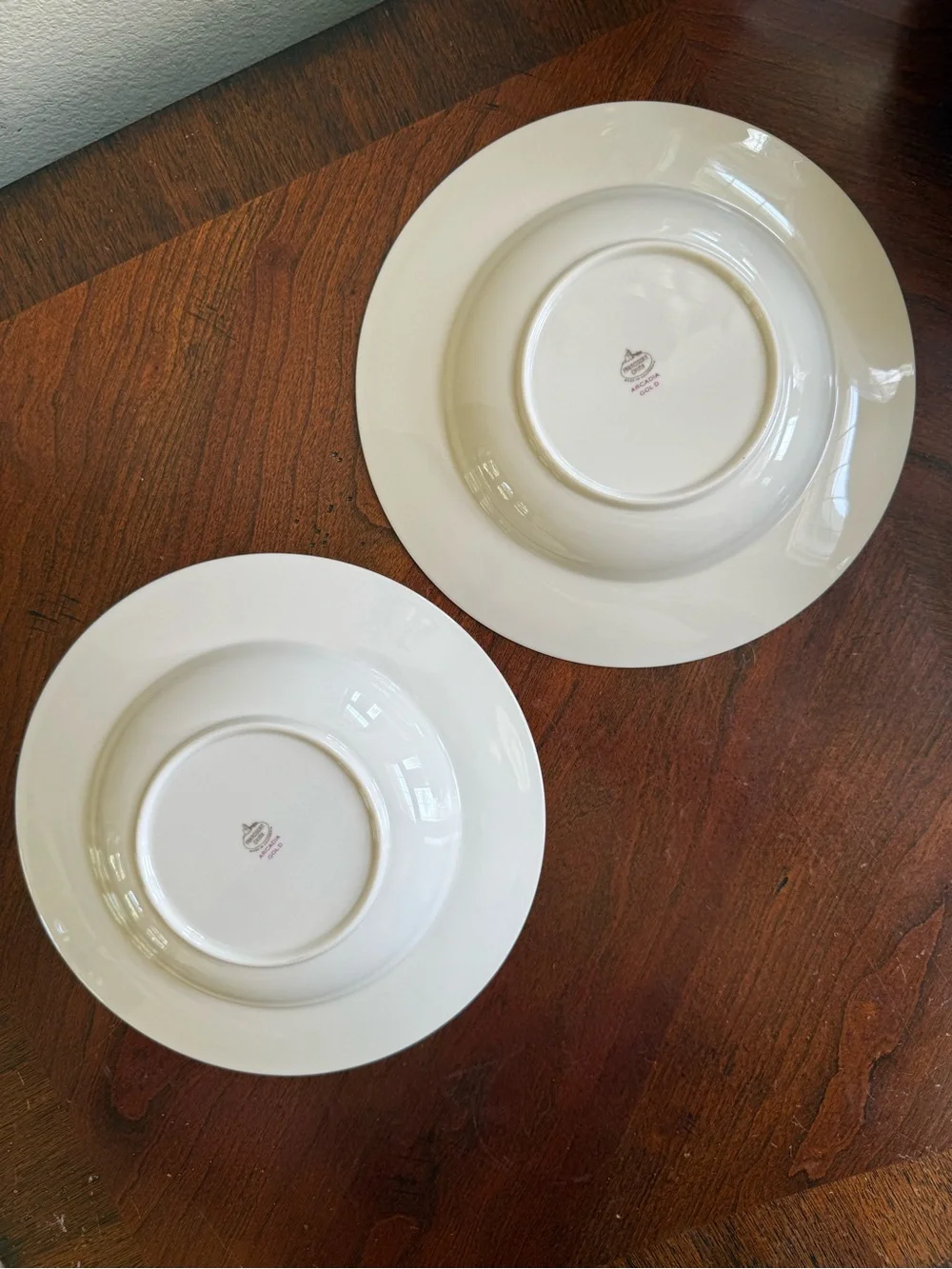 Set of 2 Vintage Franciscan Arcadia Gold porcelain bowls